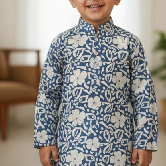 Boy's Kurta - Picture 6 of 7
